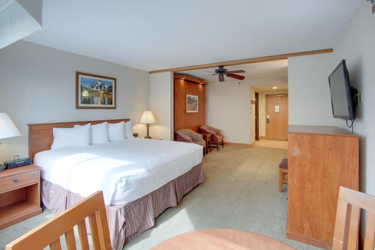 Ski-Inandski-Out Crested Butte Studio With Pool Access Экстерьер фото